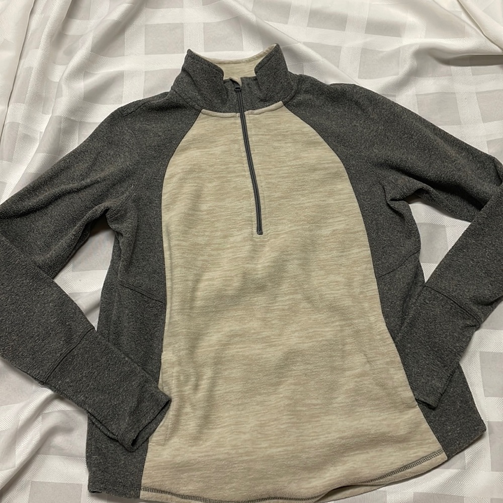 Lightweight half zip fleece